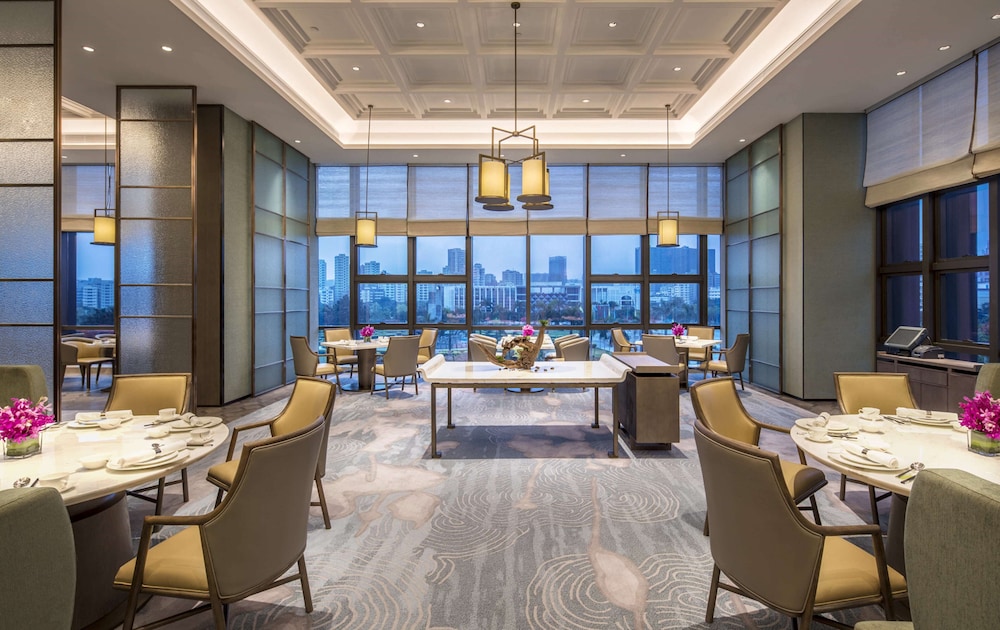 Doubletree By Hilton Shenzhen Longhua 59/76