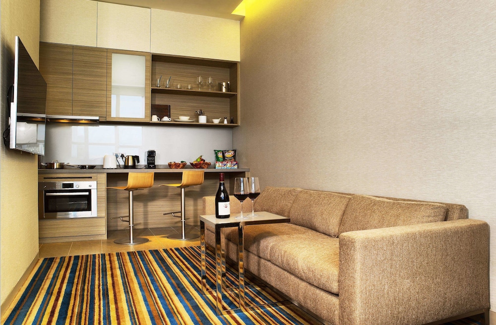 One Farrer Hotel 47/69