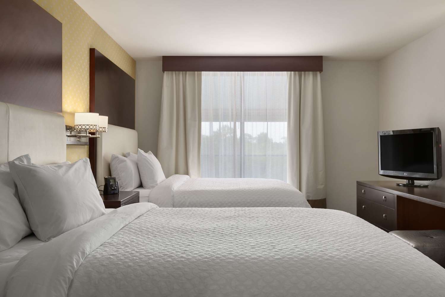 Suite, 2 Queen Beds