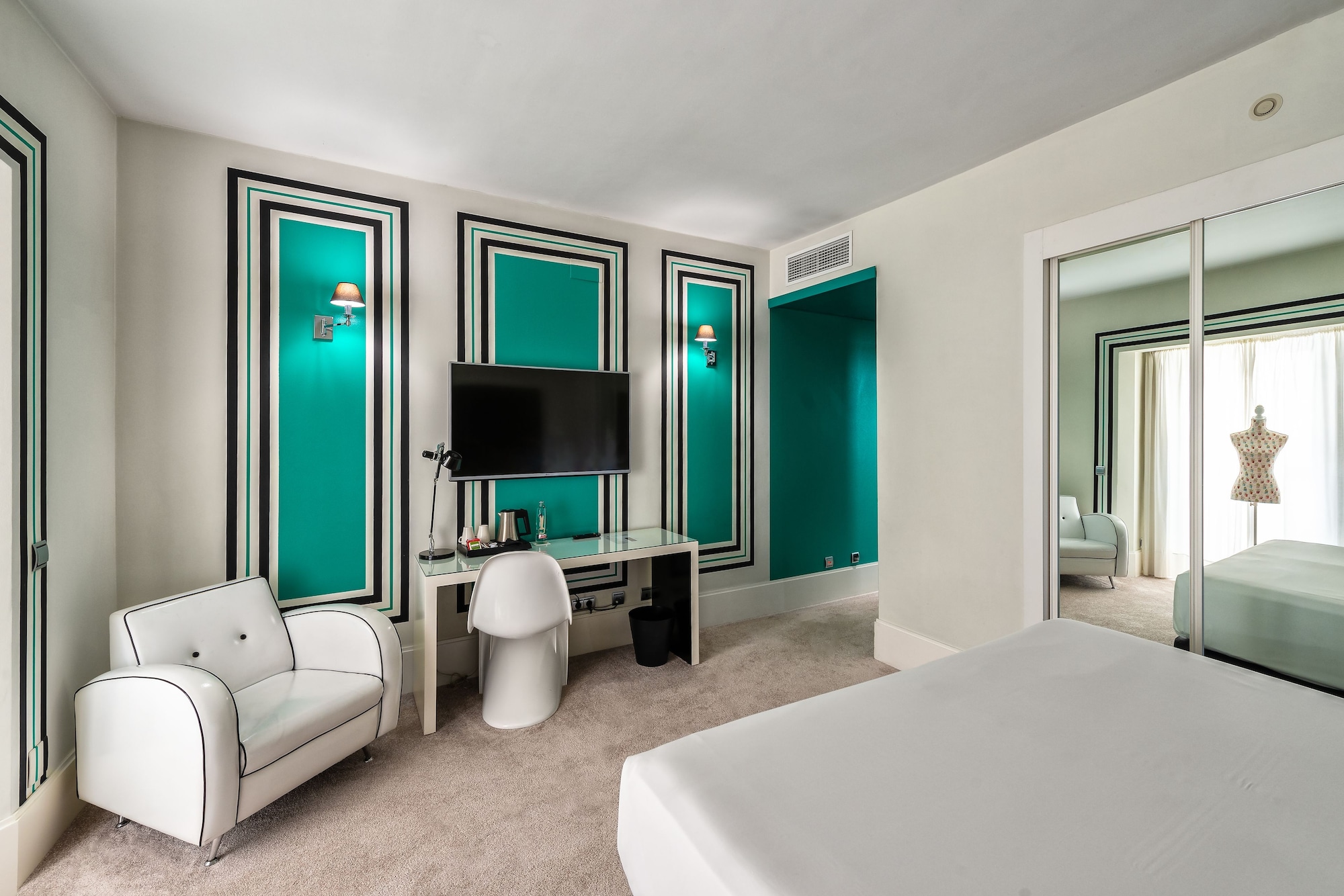 غرفة تنفيذية، Mariposa Hotel Ex Room Mate Lola 5/7