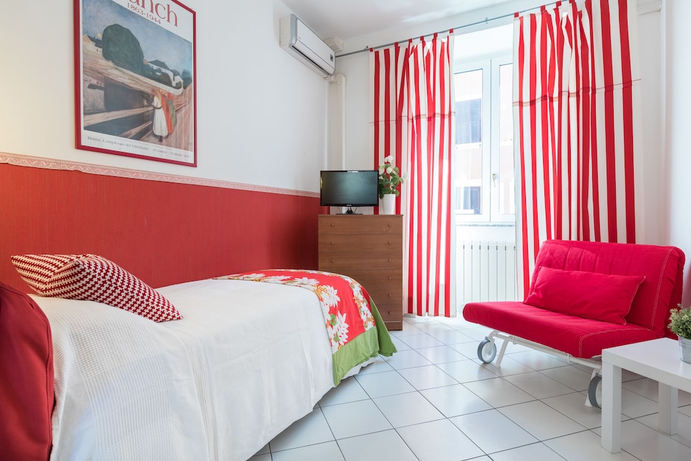 B&B Piazza Fratti 29/69