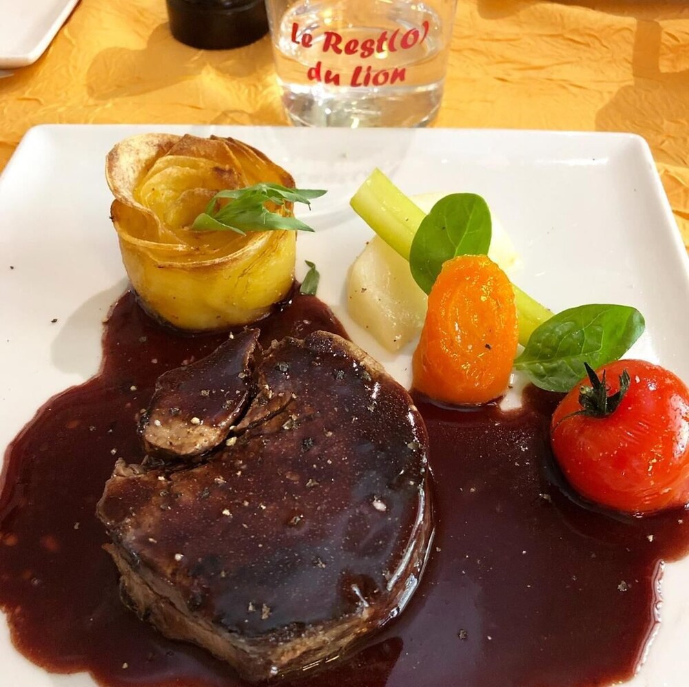 Hotel Du Lion D Argent Et Des Tanneries 25/50