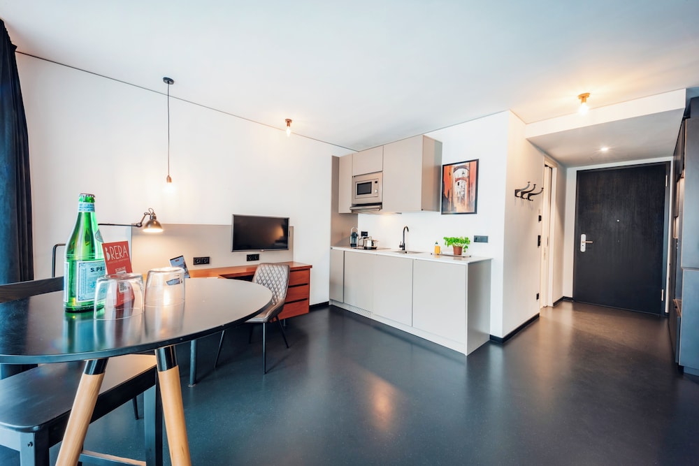 The Spot Serviced Apartments 9/47