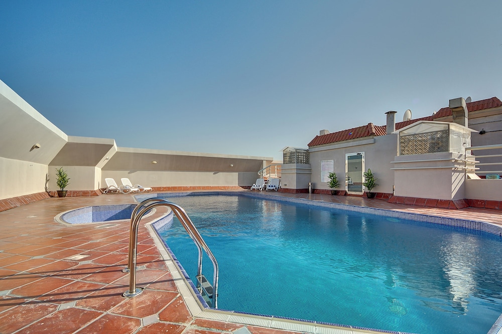 Al Manar Grand Hotel Apartment Bur Dubai 63/64