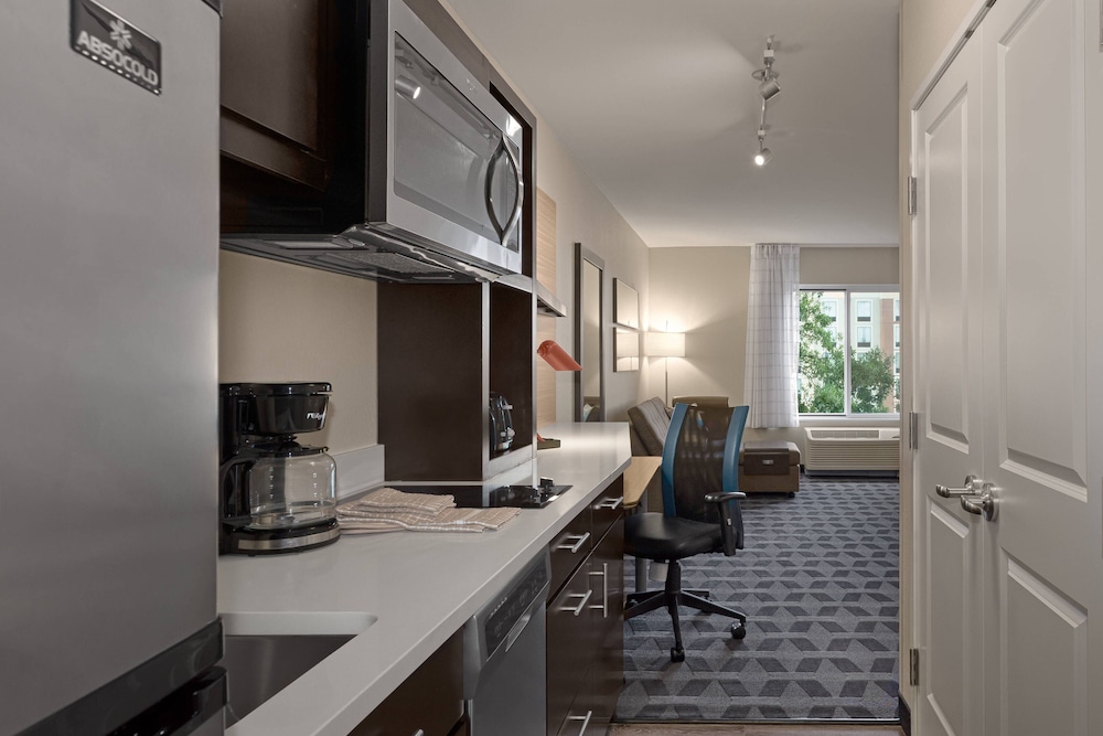 TOWNEPLACE SUITES CHARLESTON MT. PLEASANT 38/39
