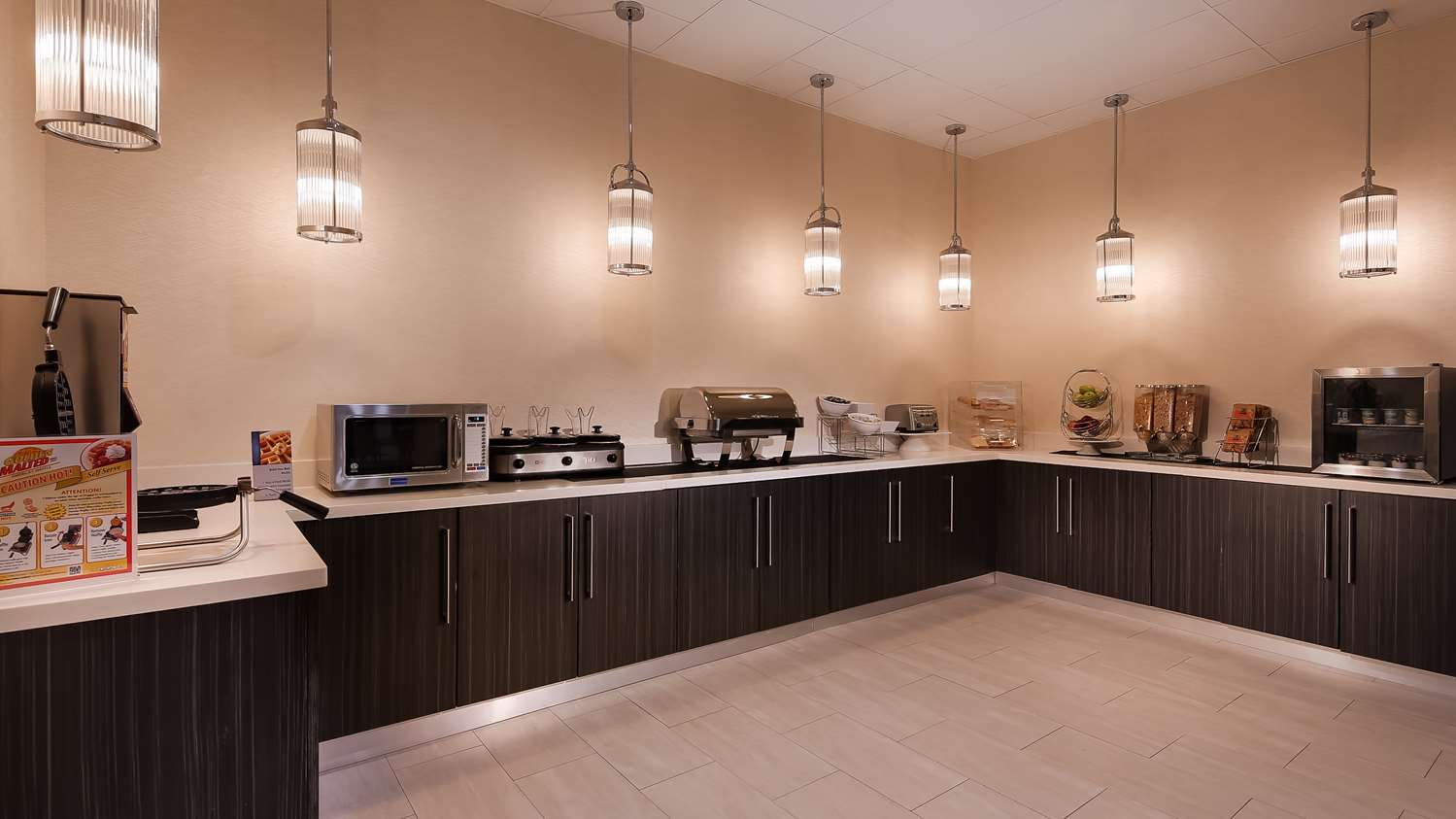 restaurant cafeteria