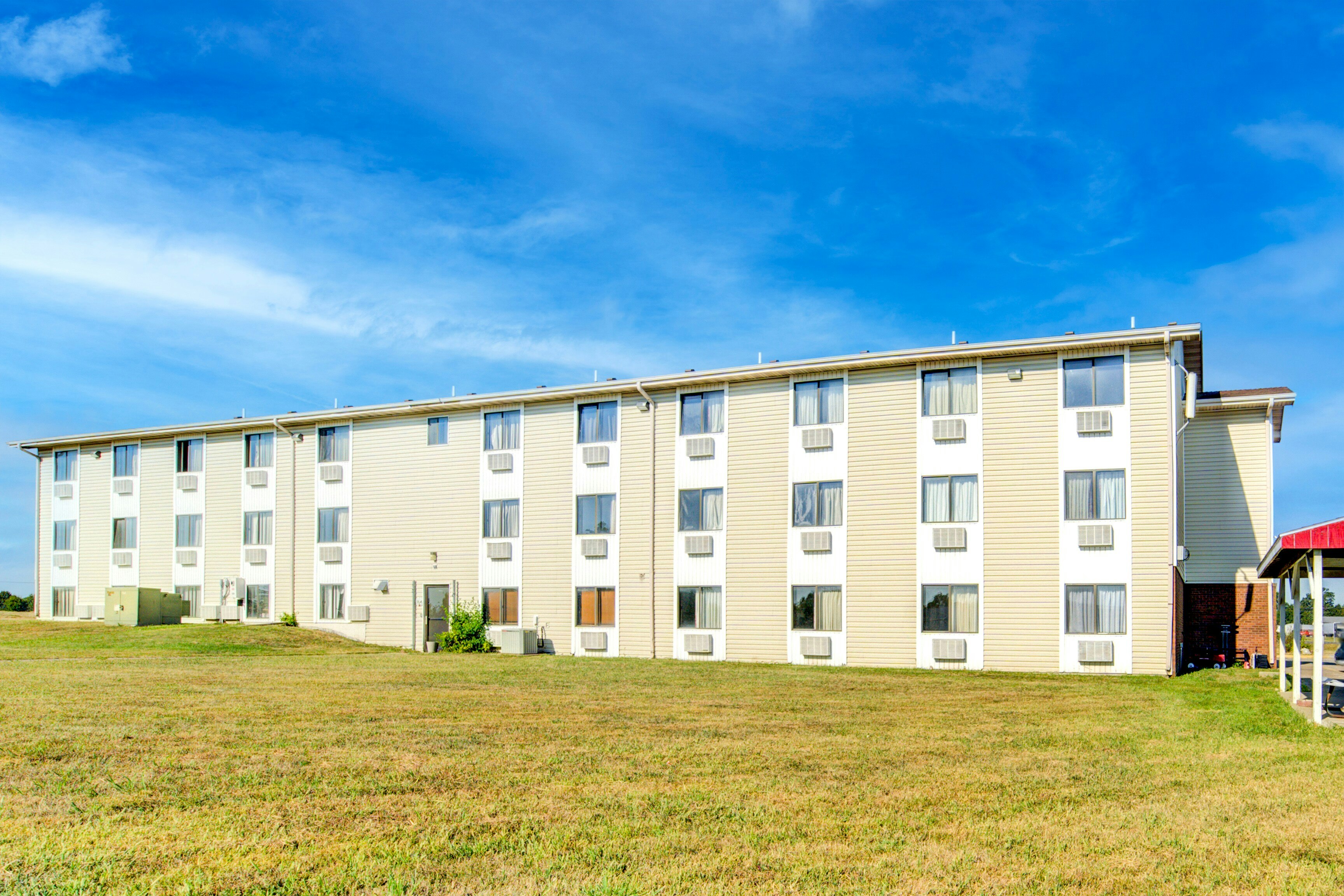 Capital O Amerihost Inn and Suites Kingdom City Hwy 54 MO in KINGDOM CITY - MO