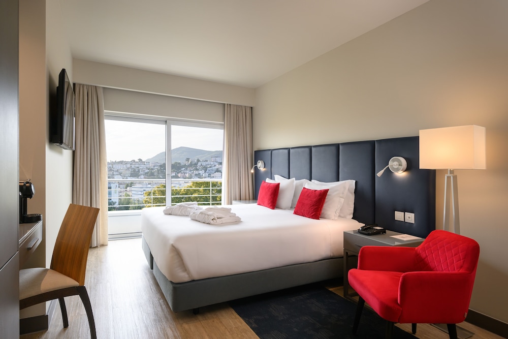 Melia Setubal 22/69