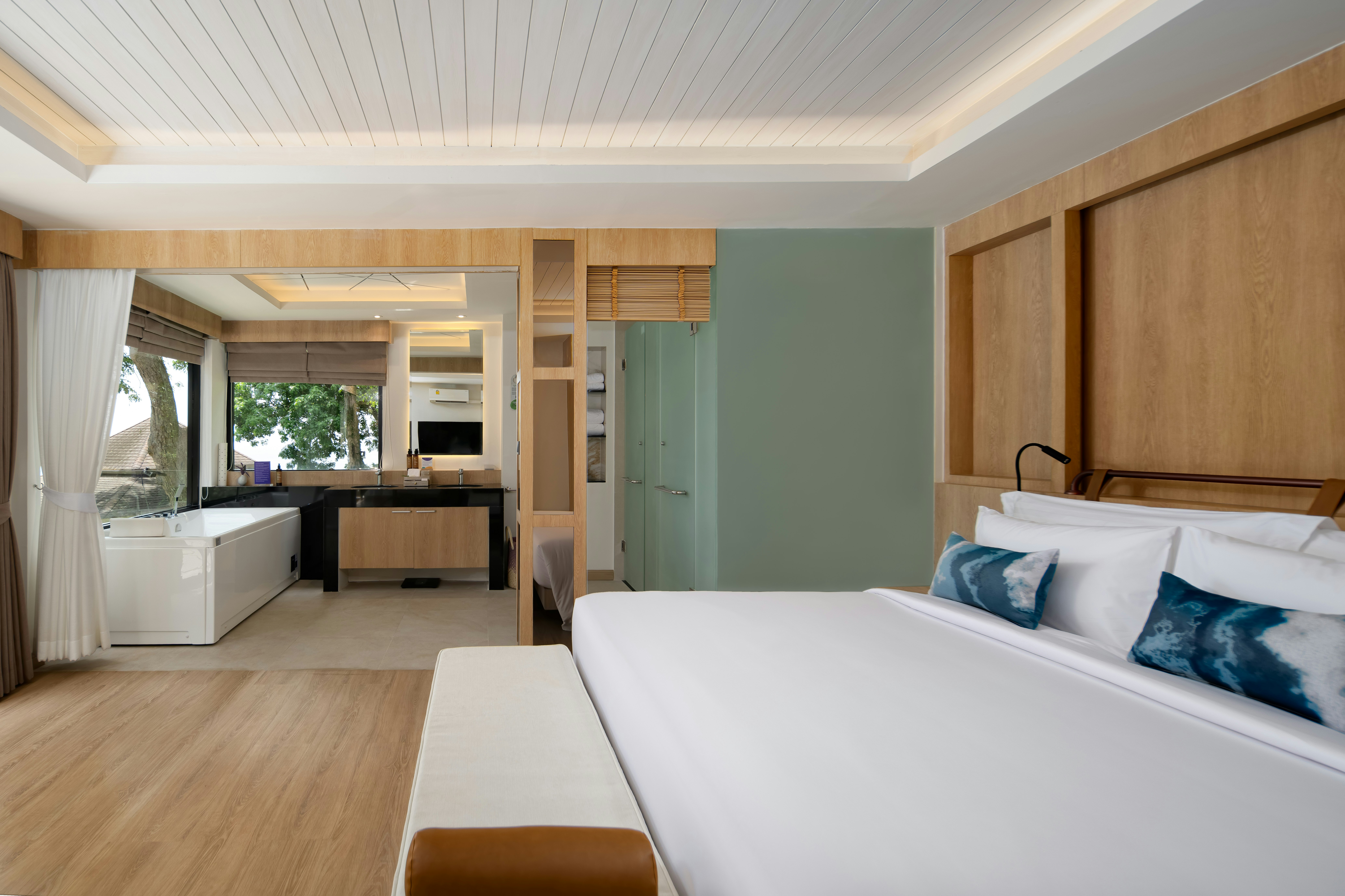Centara Villas Phi Phi Island 12/56