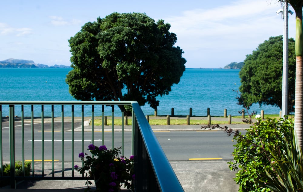Bay Sands Seafront Studios 27/49