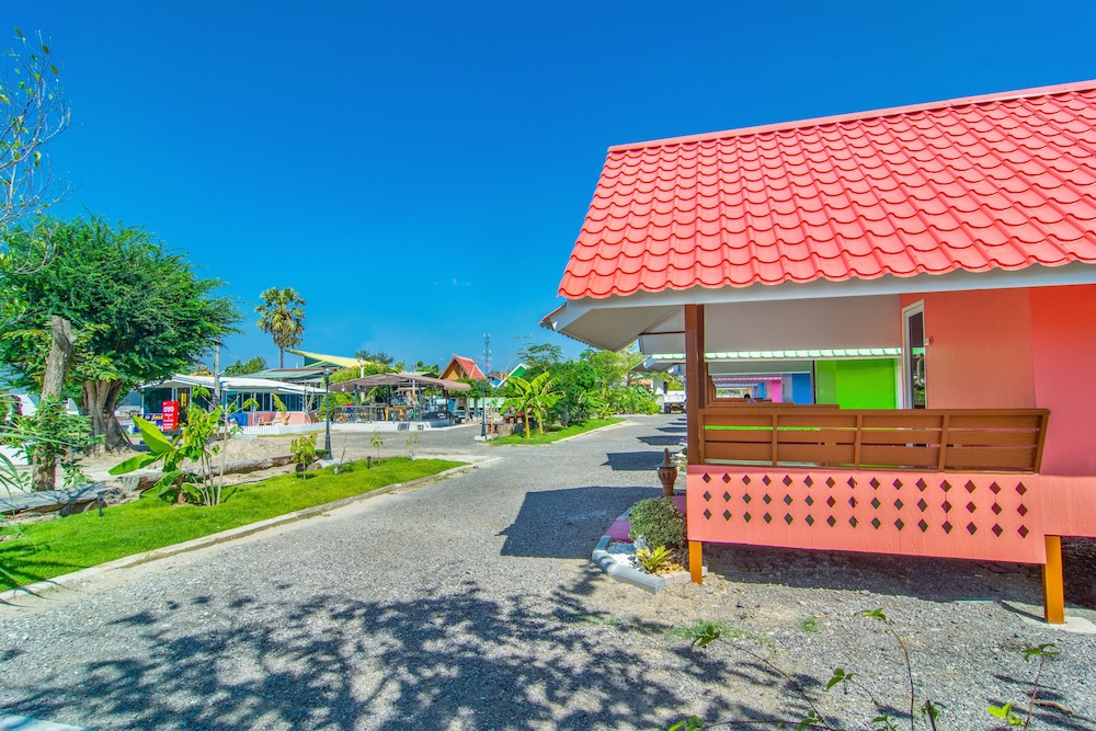 OYO 578 PJ Resort And Snooker Club 35/36