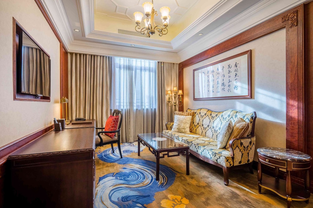 Shanghai Donghu Hotel 46/62