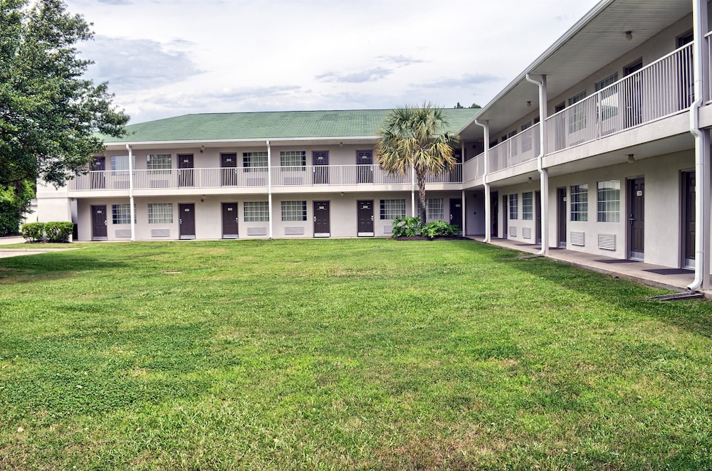 Studio 6 Extended Stay - Pascagoula, MS 35/42