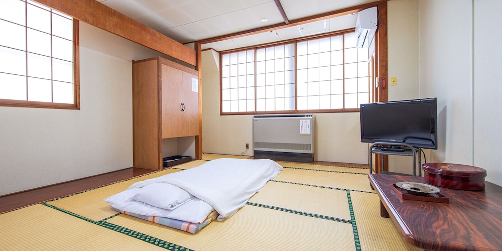 Kyodo Omachi Building Omachi-So 40/63
