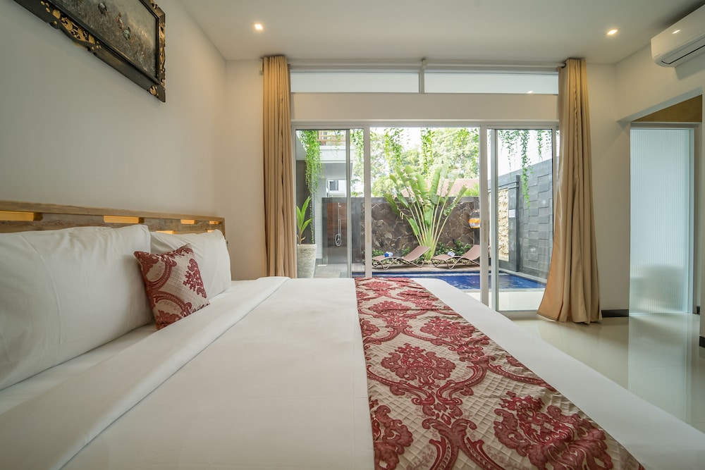 Puri Bagus Villa Legian Kuta 18/45