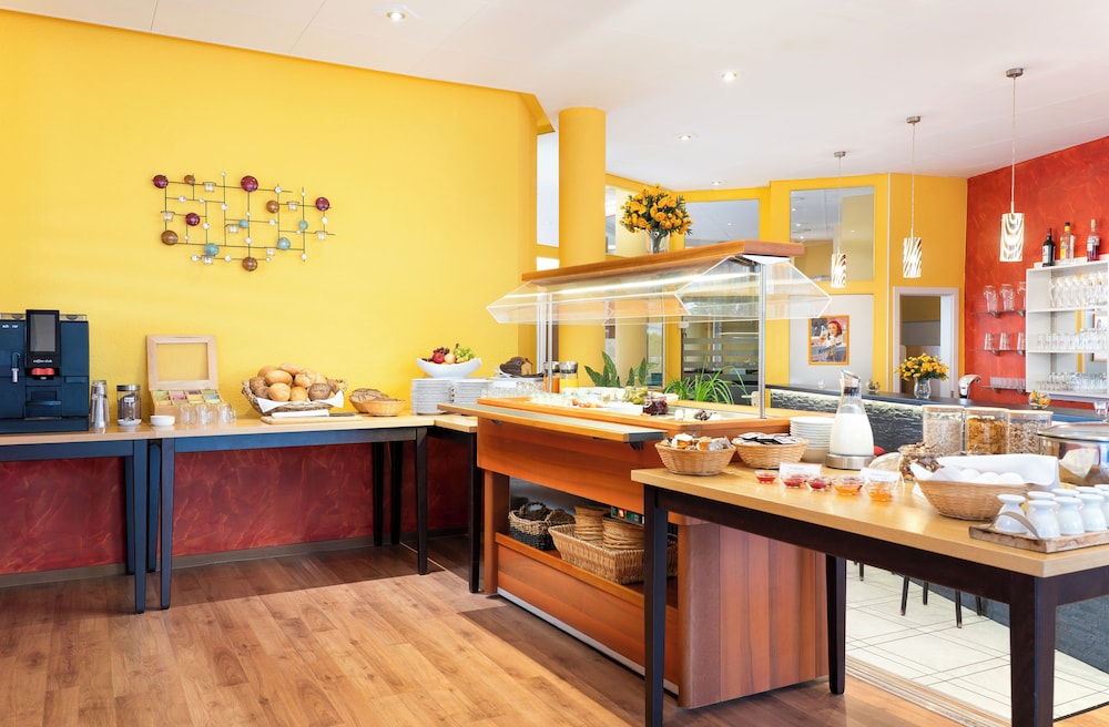 ates Hotel Lampertheim 2/21