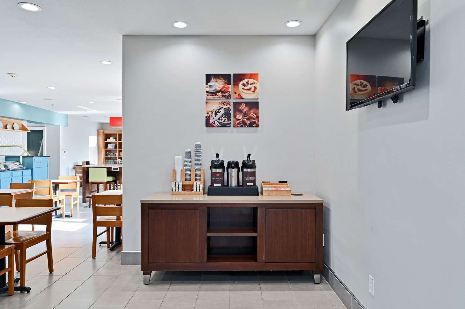 Country Inn Suites By Radisson Bloomington Normal Airport Il 3/29