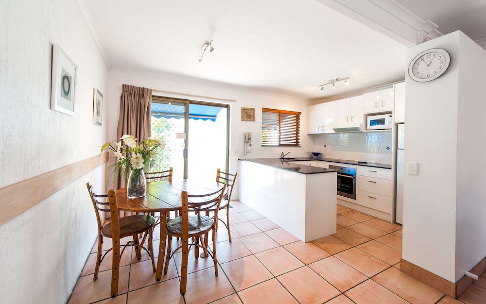 NOOSA PLACE RESORT 49/74