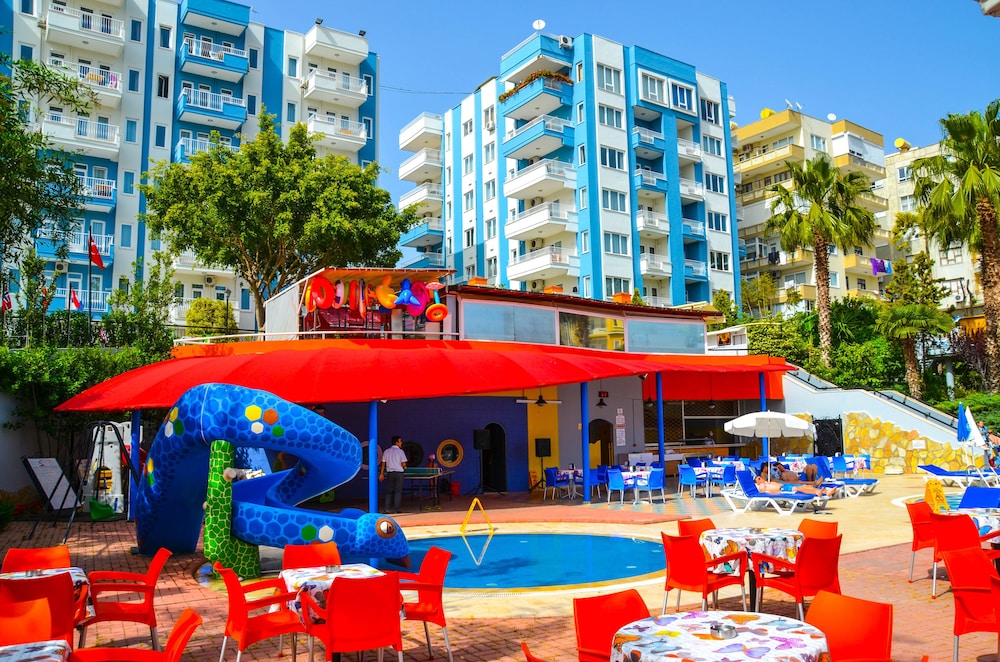 Ark Suite Hotel 28/36