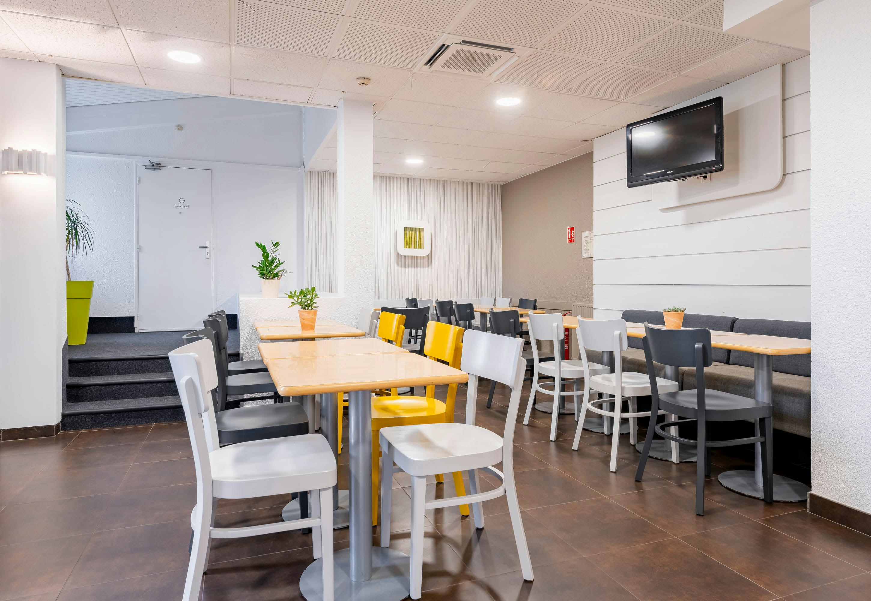 B&B HOTEL Valenciennes Sud 3 etoiles 35/46