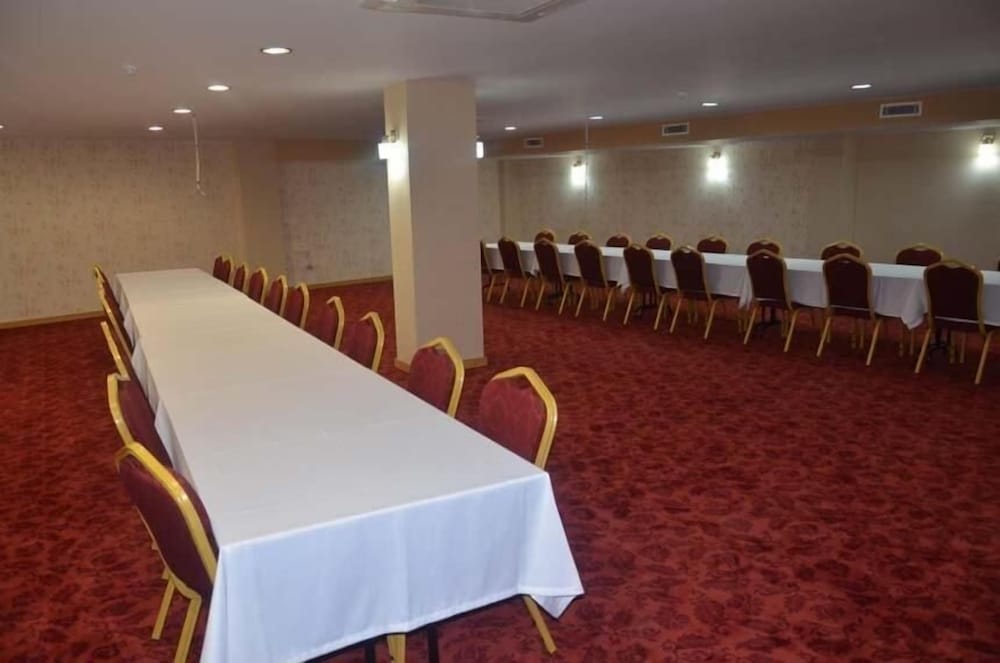 Adana Park Vadi Otel 10/16