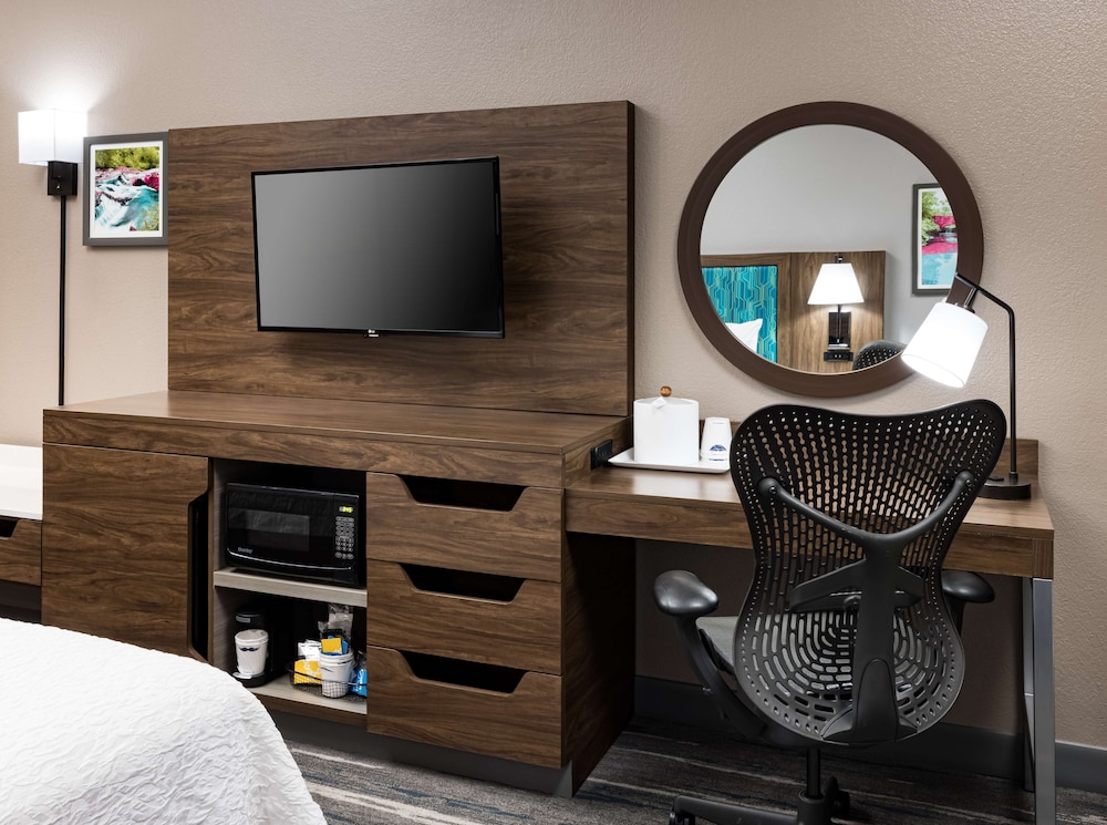 Hampton Inn Bentonville-Rogers 43/50