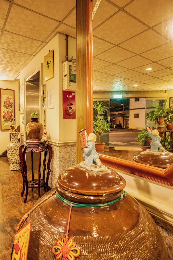 Shih Liang Hotel 7/50