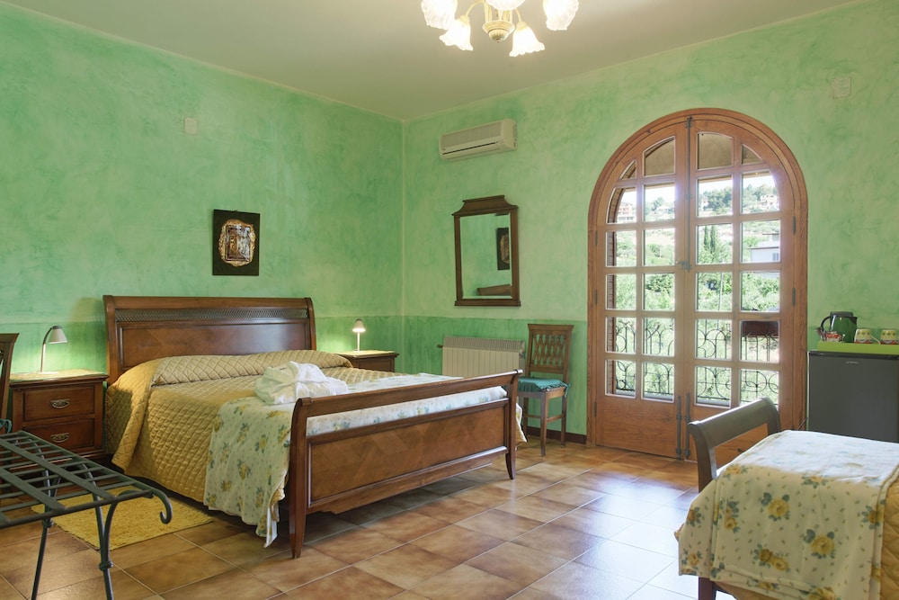 Villa Diana 12/50