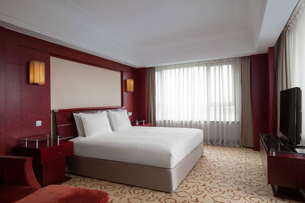 Courtyard By Marriott Shanghai Fengxian 14/41
