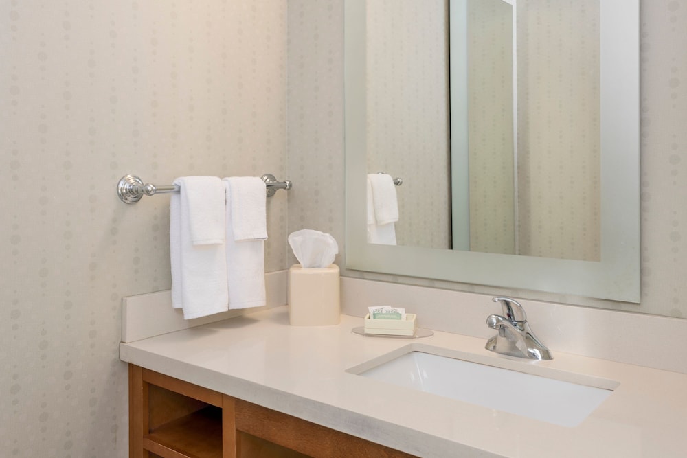 جناح بسريرين كوين مع أريكة، Springhill Suites By Marriott Lafayette South At River Ranch 3/5