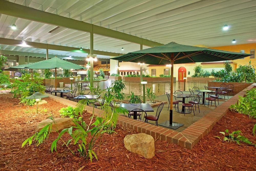 Ramada By Wyndham Indiana 31/32