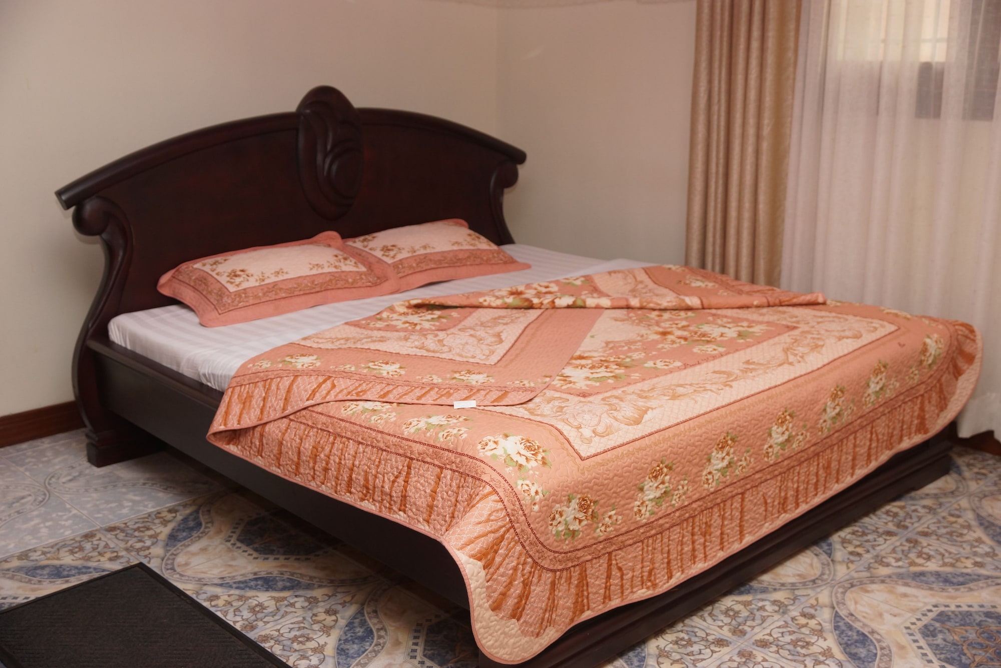 STANDARD, DOUBLE BED
