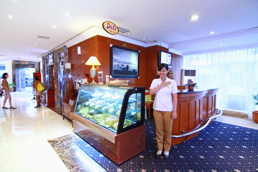 Grand Arkenso Park View Simpang Lima (ex. Horison Semarang) 6/61