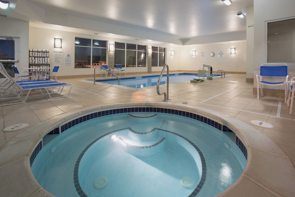 Holiday Inn Express Hotel And Suites Denver North Thornton 42/69