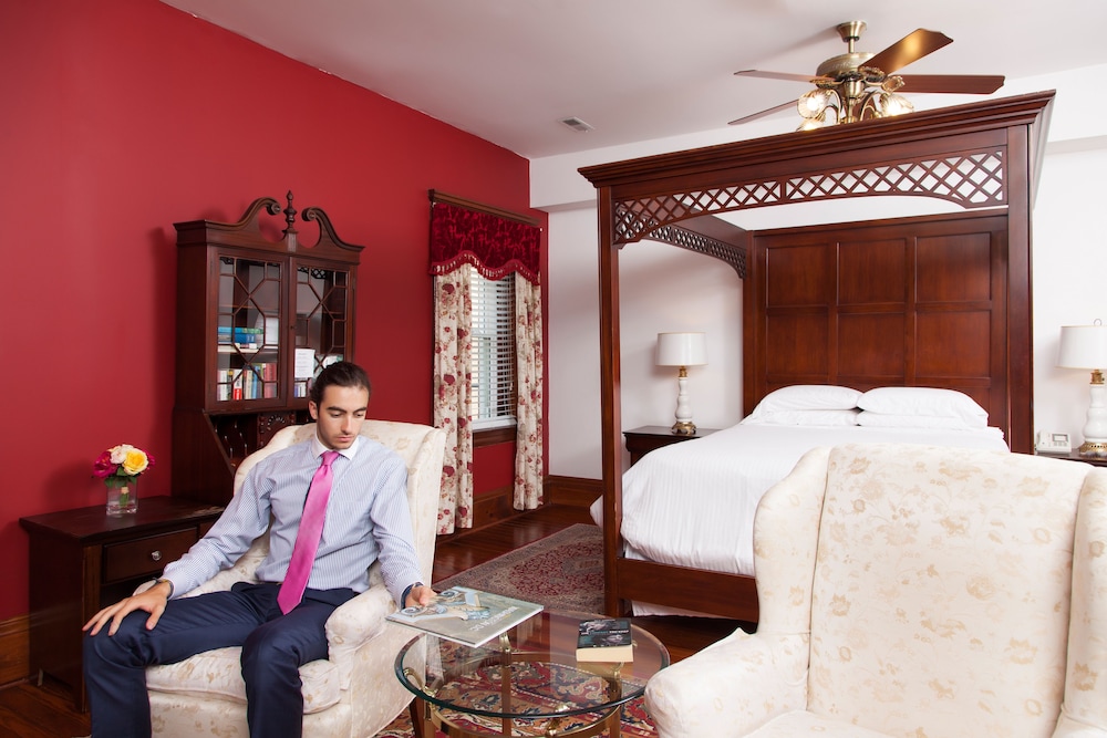 American Guest House 17/50