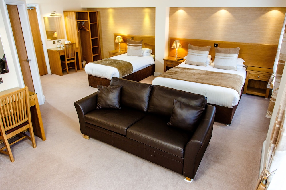 The Adamson Hotel 13/50