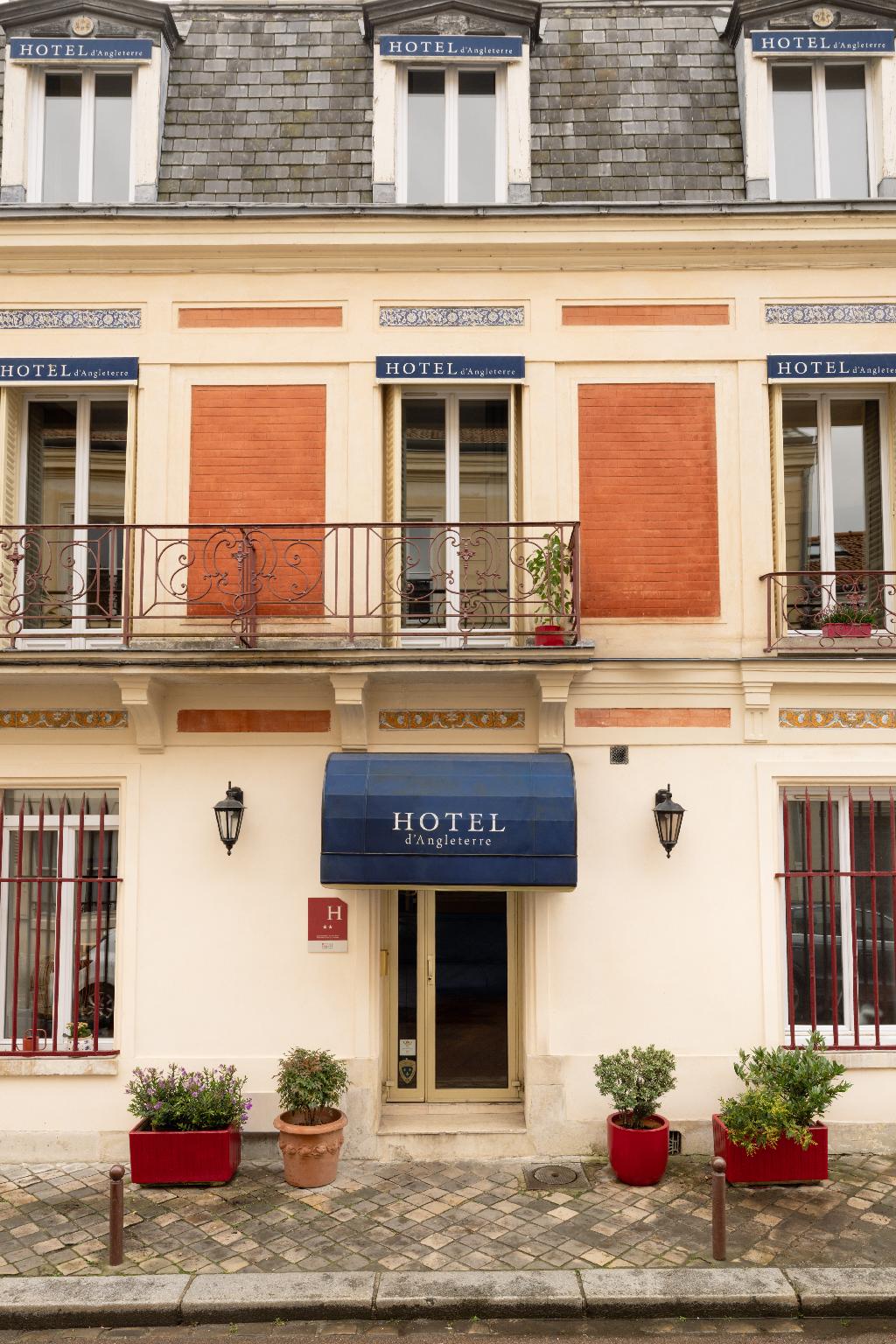 HOTEL D'ANGLETERRE in VERSAILLES