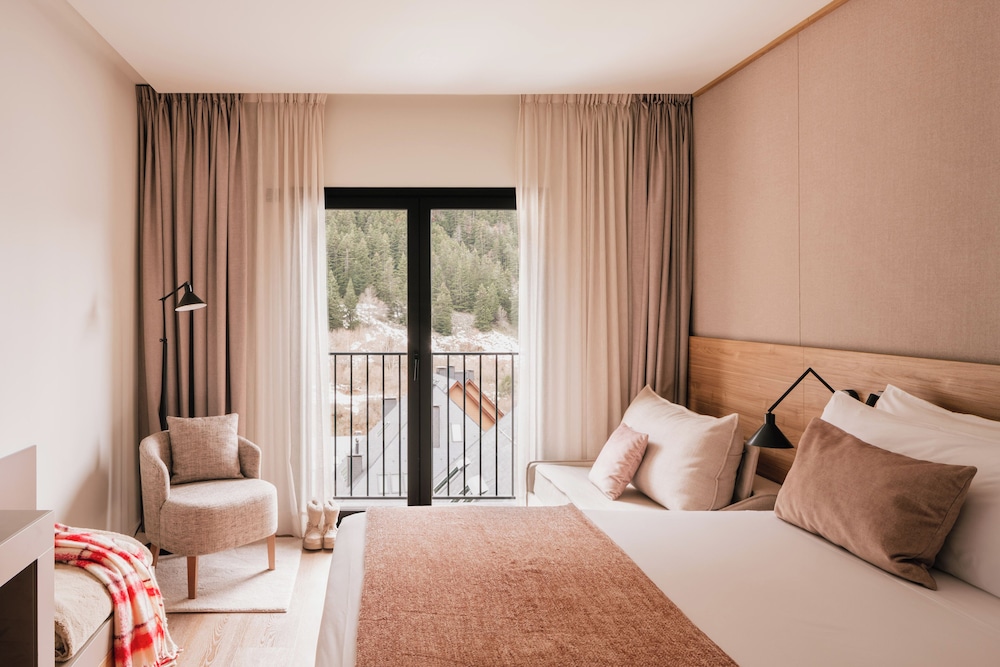 Valley, Deluxe, Double Bed