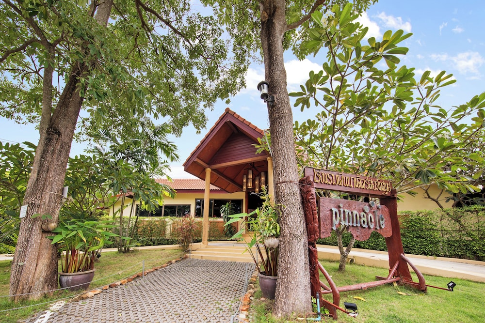 PINNACLE SAMUI RESORT 38/48