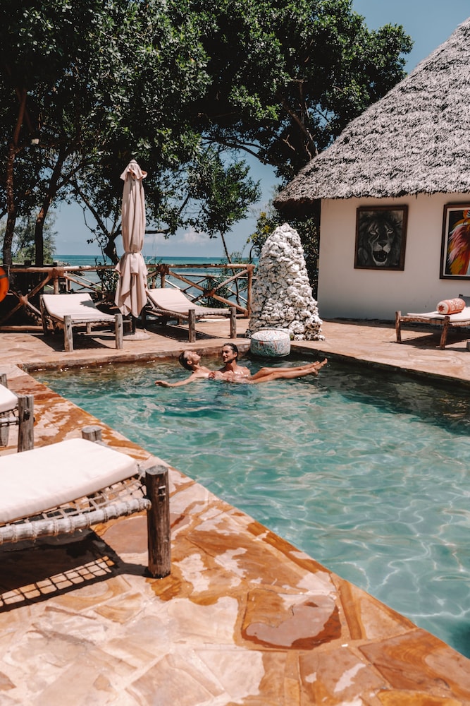The Island Pongwe Lodge 55/59