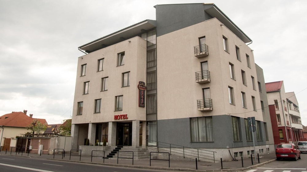 Hotel Regal 2/64