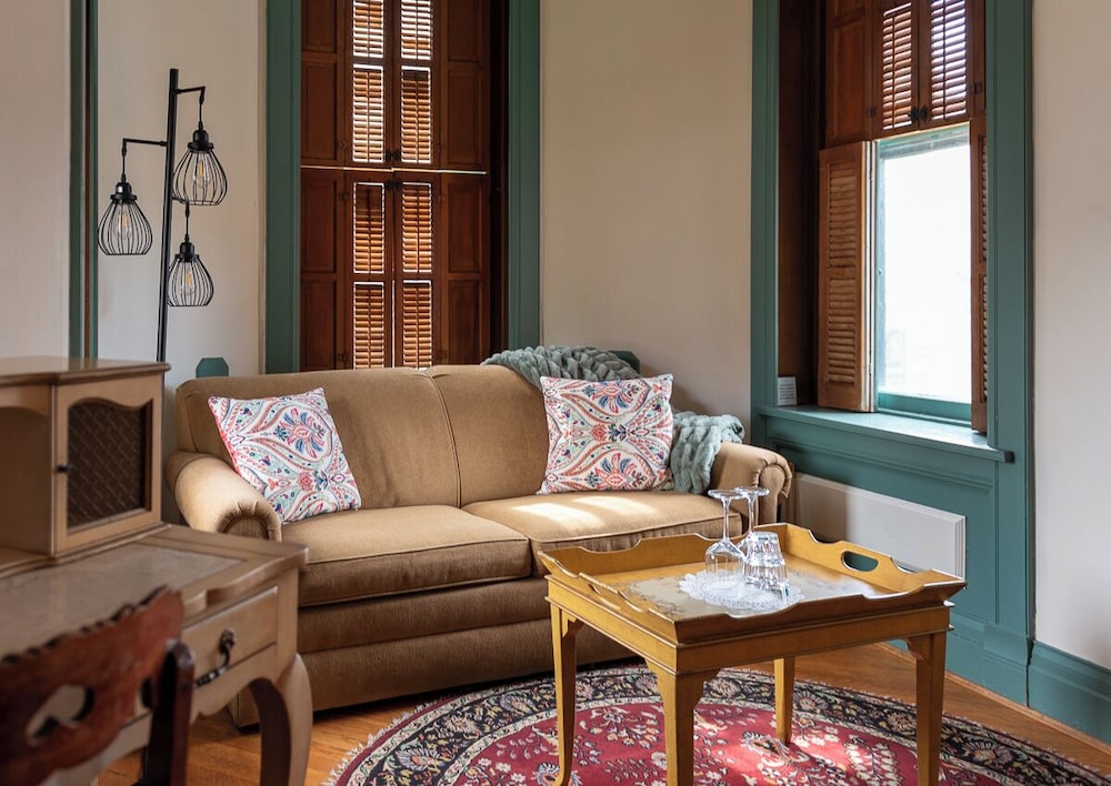William Henry Miller Inn 24/50