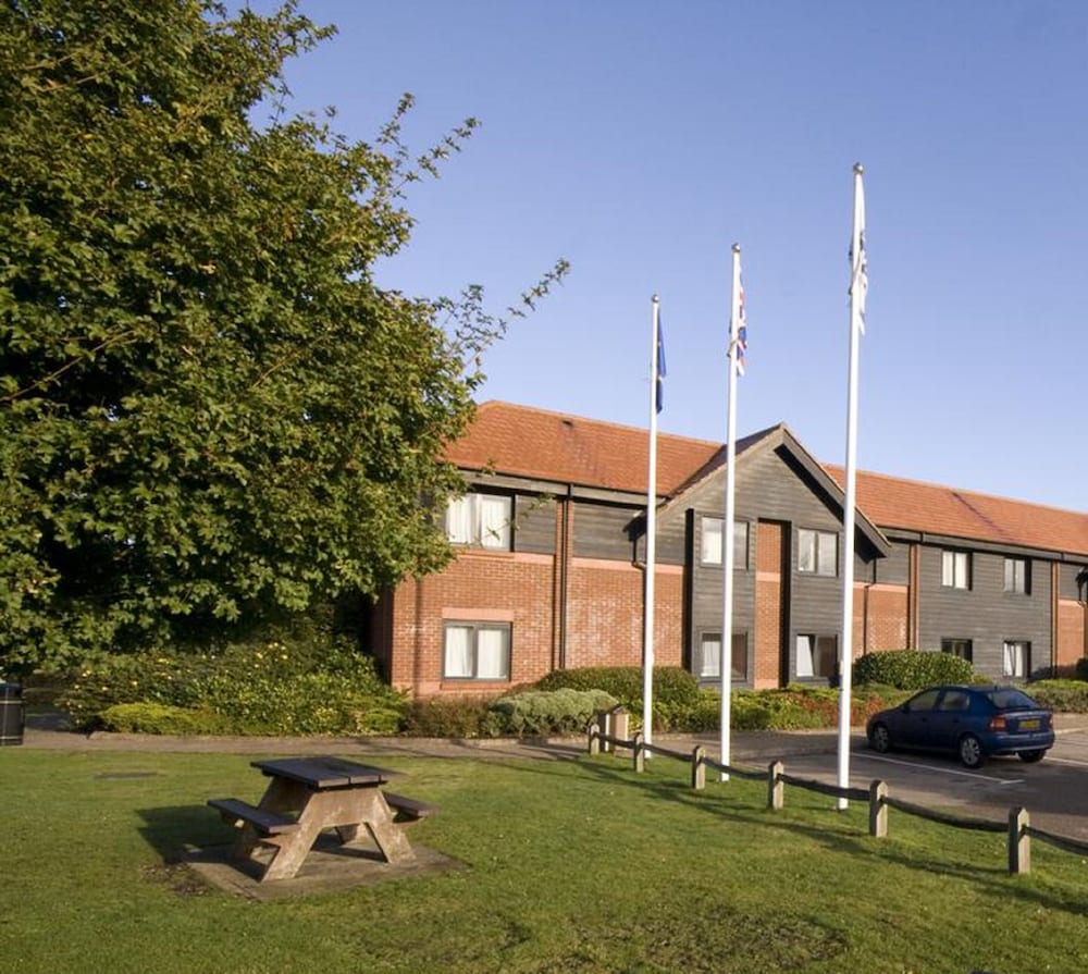 Days Inn by Wyndham Stevenage North 16/24