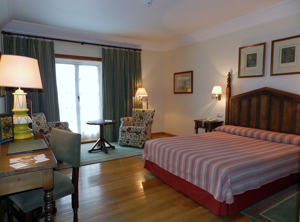 Parador De Vilalba 13/50