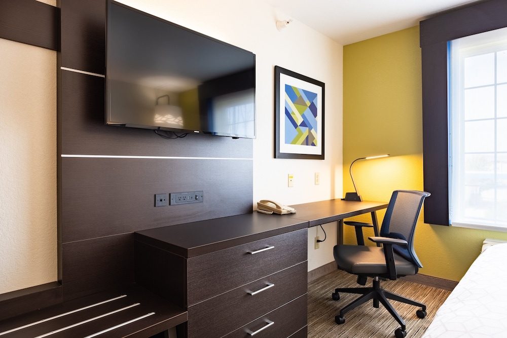 Holiday Inn Express Hotel And Suites Evanston 41/50