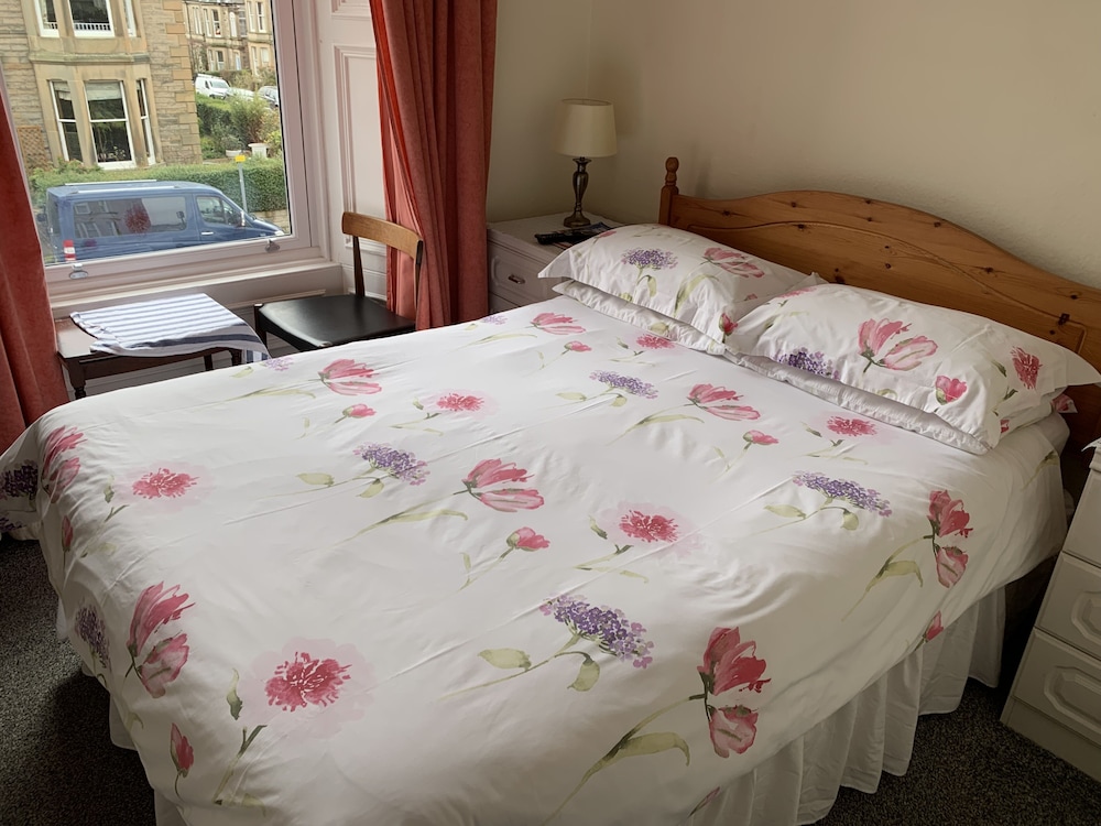 Dorstan Guest House 19/72