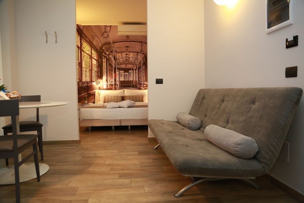 Aparthotel Meneghino 14/24