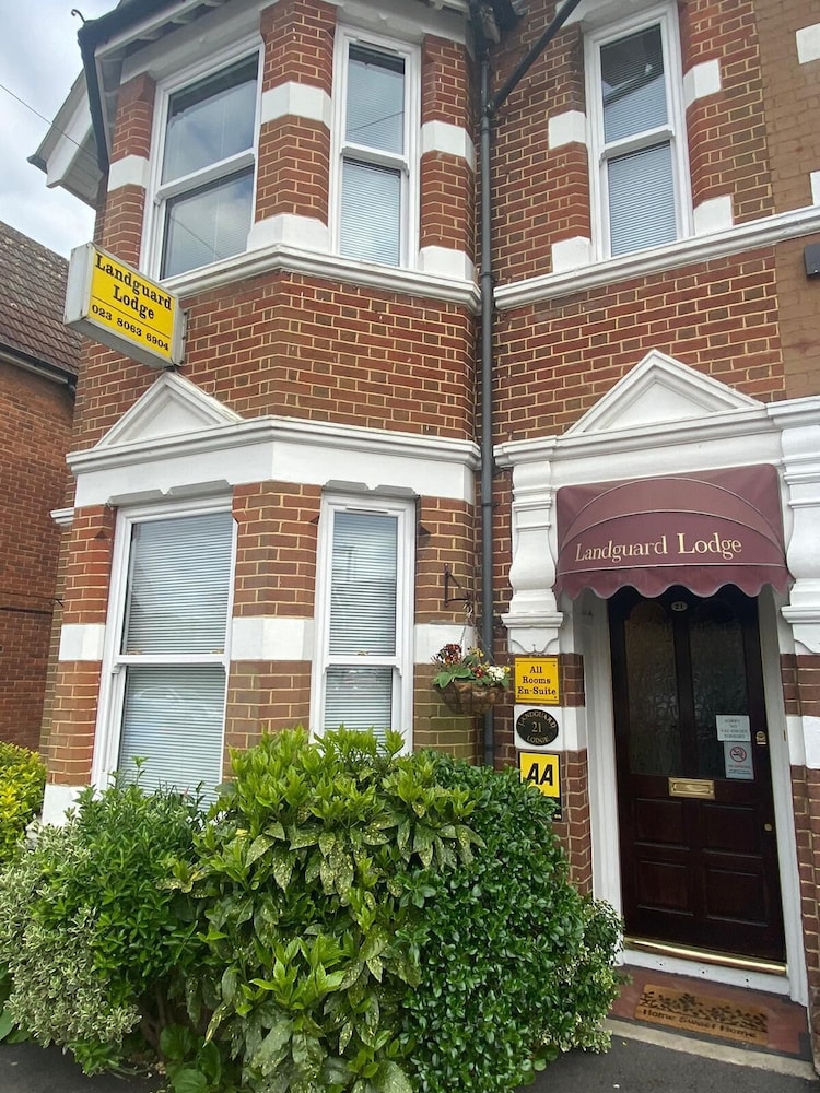 Landguard Lodge 1/32