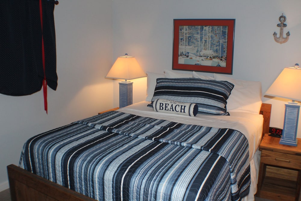 Myrtle Beach Resort by Beach Vacations 38/79