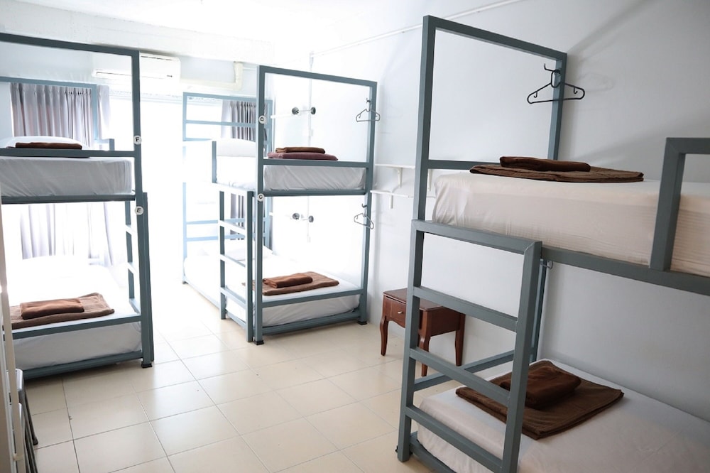 I Krabi Hostel Aonang 24/41